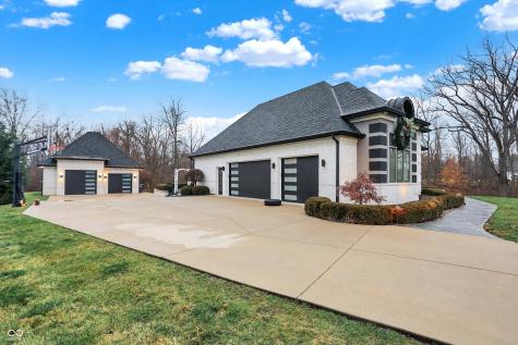 5898 Claybrook Drive Bargersville IN 46106
