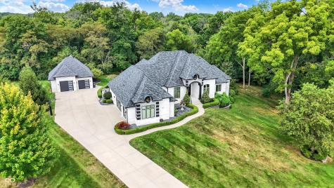 5898 Claybrook Drive Bargersville IN 46106