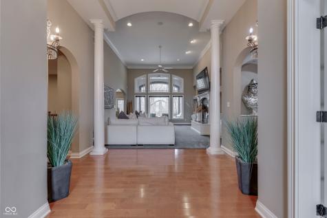 5898 Claybrook Drive Bargersville IN 46106