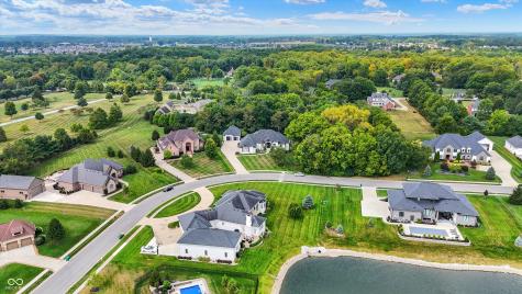 5898 Claybrook Drive Bargersville IN 46106