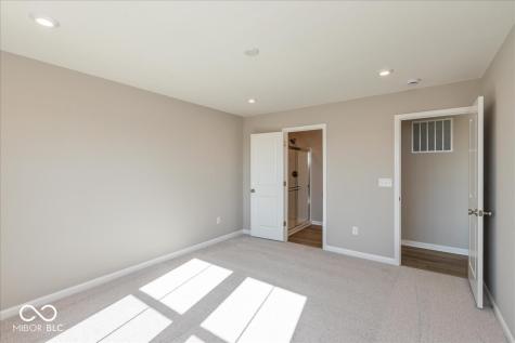 735 Oakleaf Drive Greenfield IN 46140