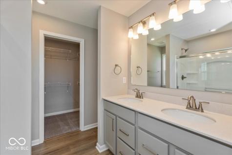 735 Oakleaf Drive Greenfield IN 46140