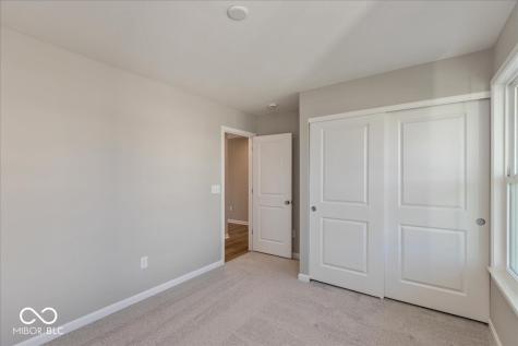 735 Oakleaf Drive Greenfield IN 46140