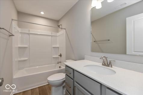 735 Oakleaf Drive Greenfield IN 46140