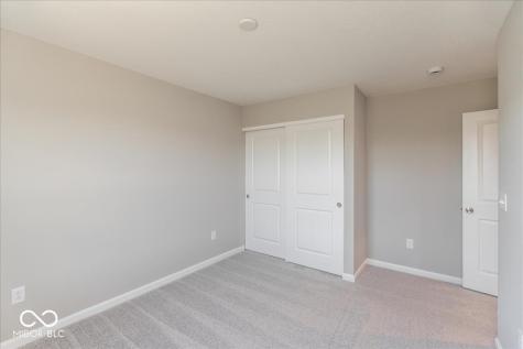 735 Oakleaf Drive Greenfield IN 46140