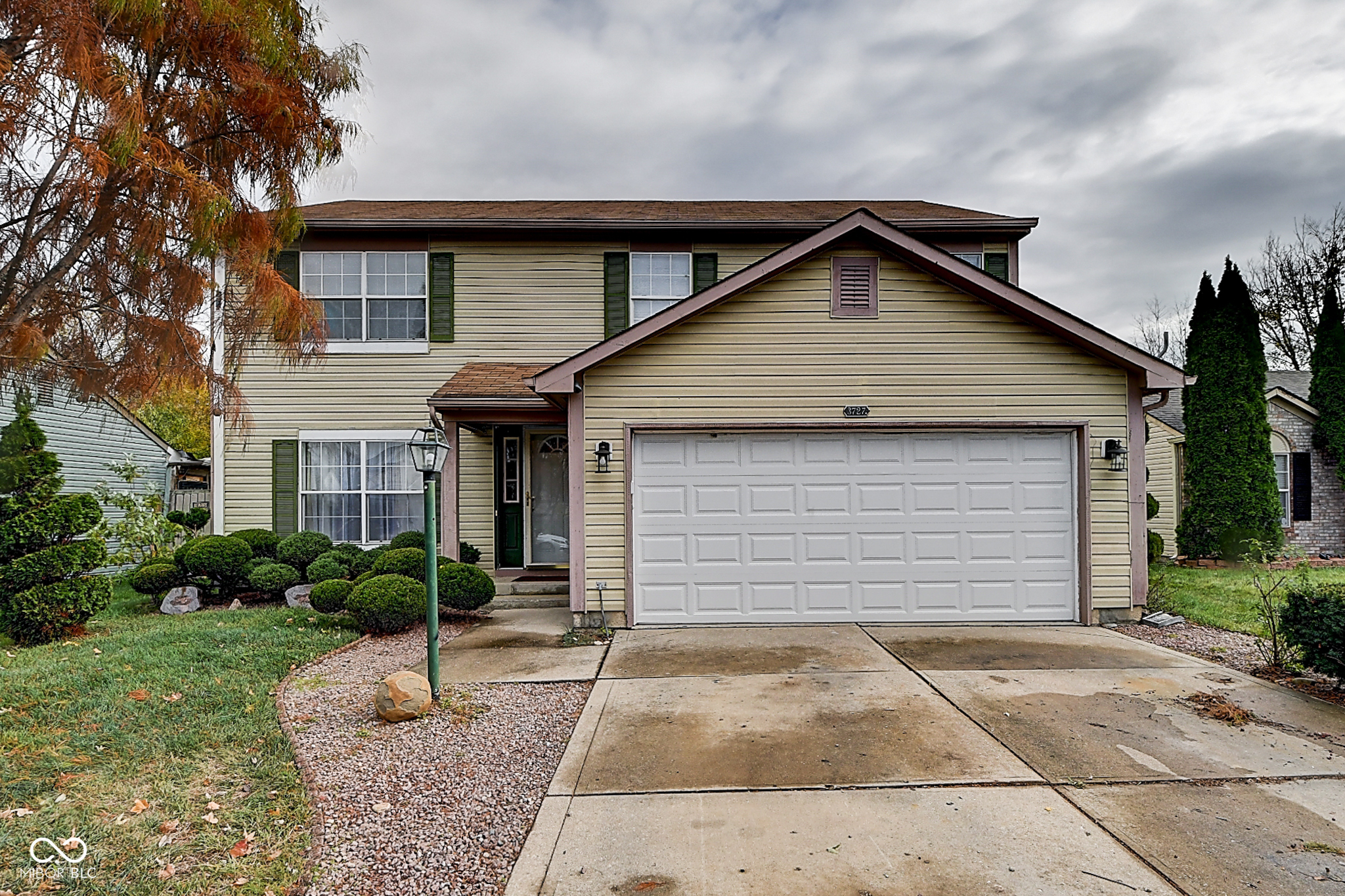 3727 Limberpine Drive Indianapolis IN 46235