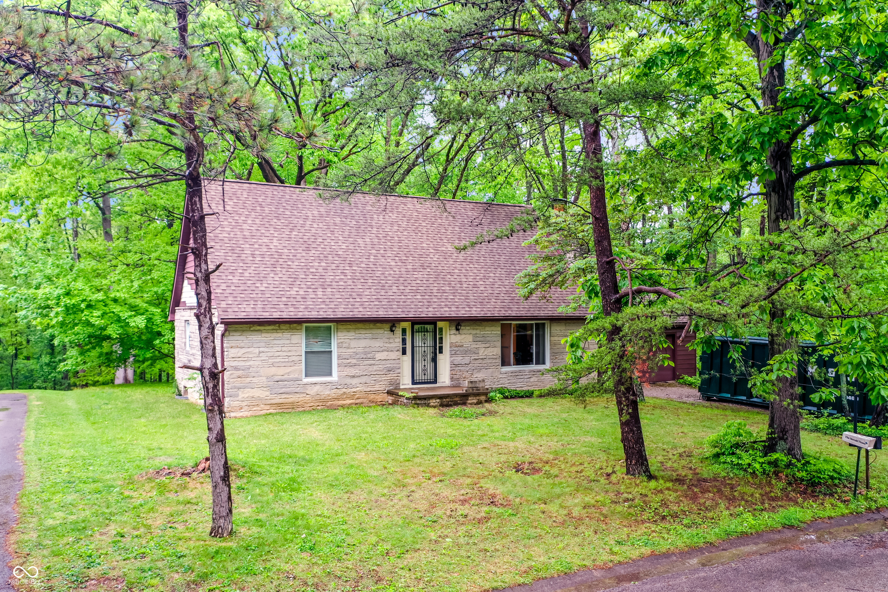 1609 E Woodland Drive Bloomington IN 47408