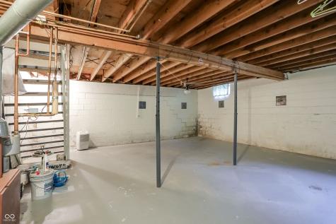 1609 E Woodland Drive Bloomington IN 47408