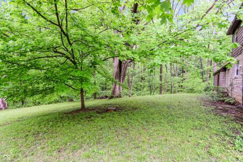 1609 E Woodland Drive Bloomington IN 47408