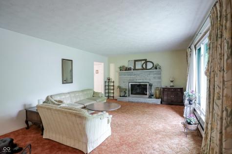 1609 E Woodland Drive Bloomington IN 47408