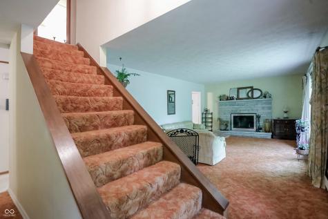 1609 E Woodland Drive Bloomington IN 47408