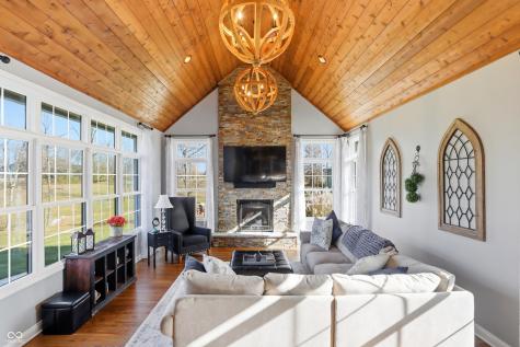 4316 W Whiteland Road Bargersville IN 46106