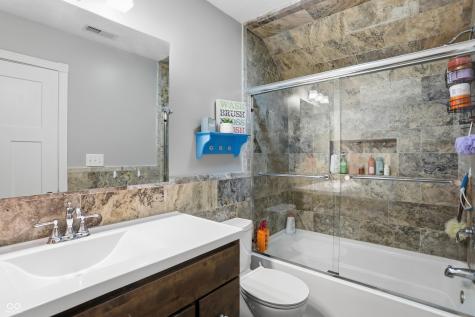 4316 W Whiteland Road Bargersville IN 46106