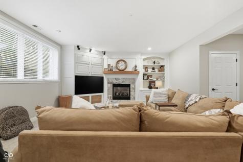 5922 Fife Trail Carmel IN 46033