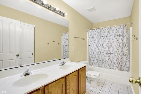 12484 Pasture View Court Carmel IN 46033
