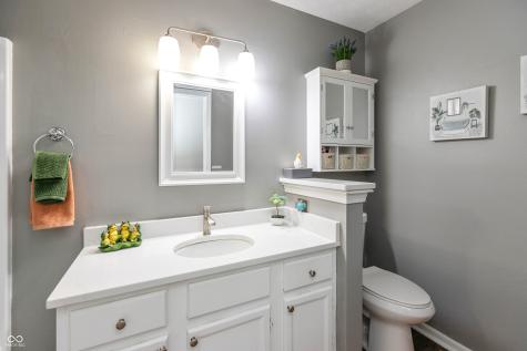 5650 Crown Vetch Place Indianapolis IN 46254