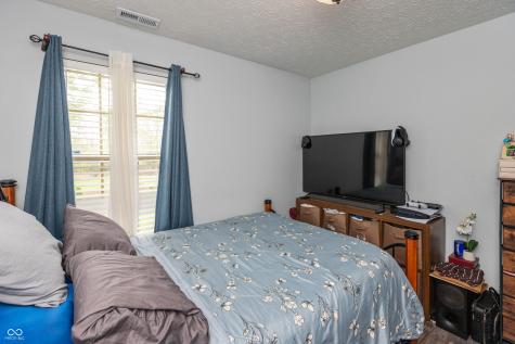 5650 Crown Vetch Place Indianapolis IN 46254