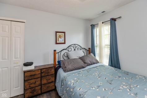 5650 Crown Vetch Place Indianapolis IN 46254