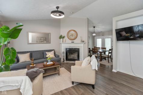 5650 Crown Vetch Place Indianapolis IN 46254