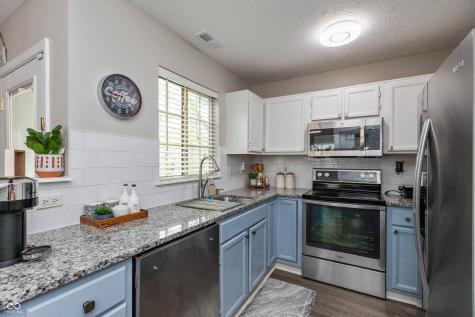 5650 Crown Vetch Place Indianapolis IN 46254