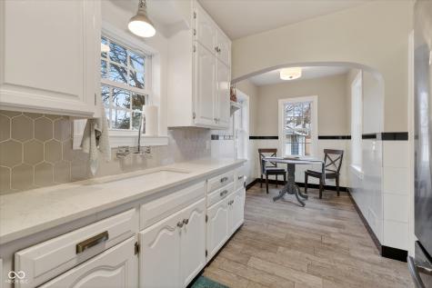 5428 E 10th Street Indianapolis IN 46219