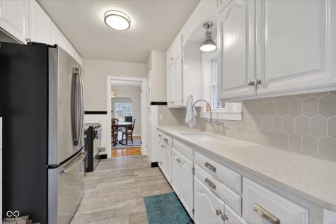 5428 E 10th Street Indianapolis IN 46219
