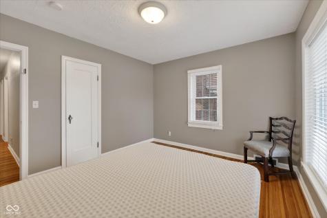 5428 E 10th Street Indianapolis IN 46219