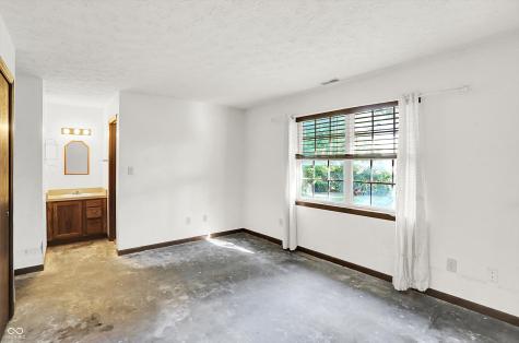 21 Medina Drive Indianapolis IN 46227