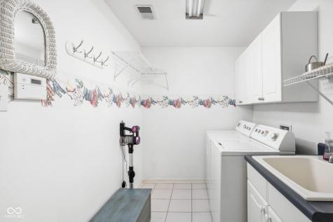 10019 Niagara Drive Fishers IN 46037