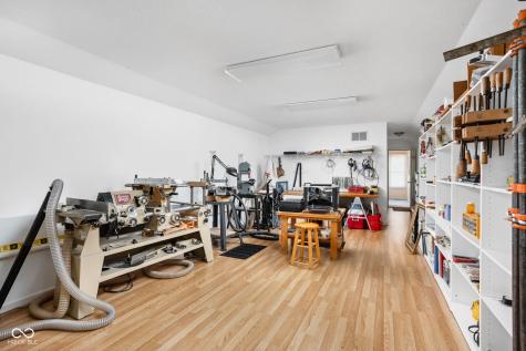 10019 Niagara Drive Fishers IN 46037