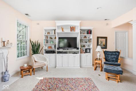 10019 Niagara Drive Fishers IN 46037