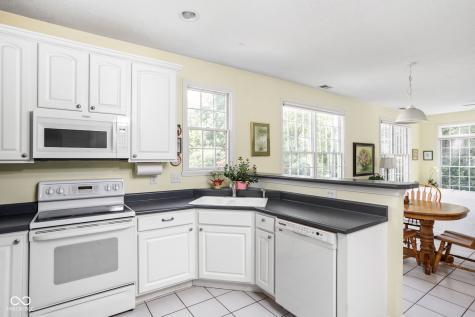 10019 Niagara Drive Fishers IN 46037