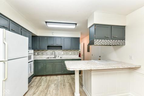 9408 E 25th Street Indianapolis IN 46229