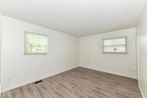 9408 E 25th Street Indianapolis IN 46229
