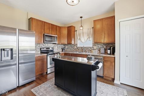 2704 Armaugh Drive Brownsburg IN 46112