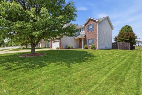 2704 Armaugh Drive Brownsburg IN 46112