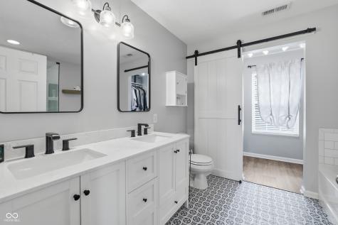 2704 Armaugh Drive Brownsburg IN 46112