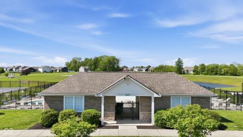 2704 Armaugh Drive Brownsburg IN 46112