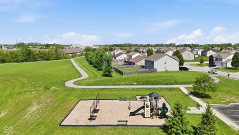 2704 Armaugh Drive Brownsburg IN 46112