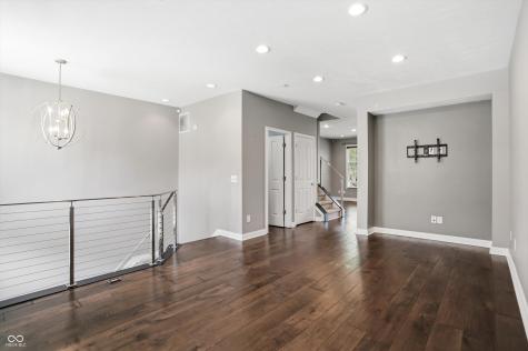 358 E Ohio Street Indianapolis IN 46204
