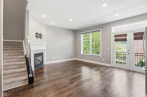 358 E Ohio Street Indianapolis IN 46204