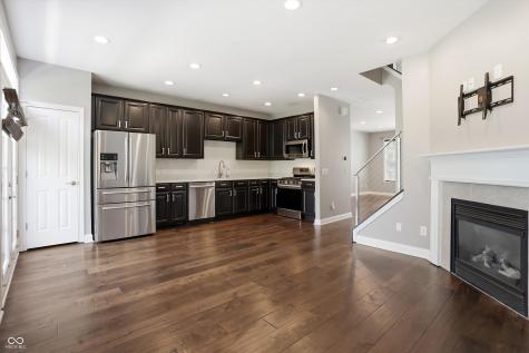 358 E Ohio Street Indianapolis IN 46204