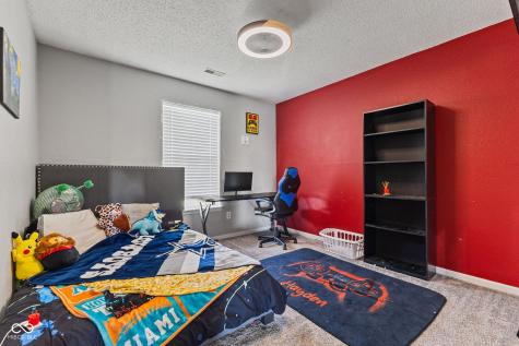 2227 Rolling Hill Court Columbus IN 47201