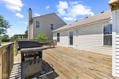 2227 Rolling Hill Court Columbus IN 47201
