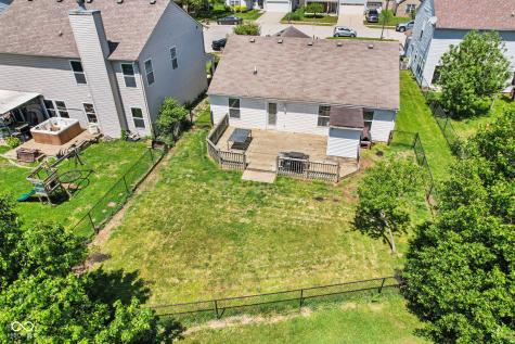 2227 Rolling Hill Court Columbus IN 47201