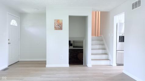 10321 Starview Drive Indianapolis IN 46229