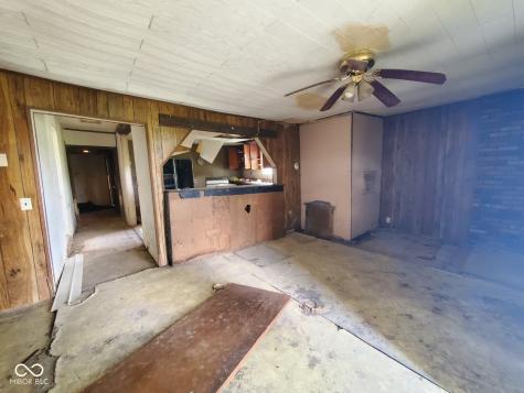 2217 S F Street Elwood IN 46036