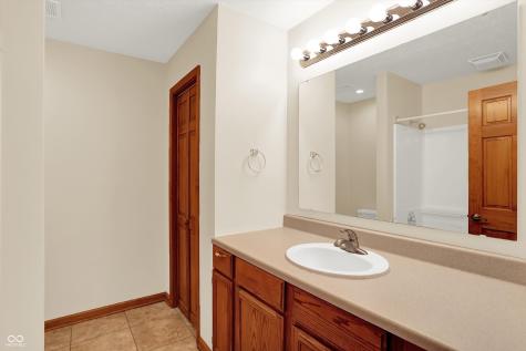 8101 Eaton Court Indianapolis IN 46239