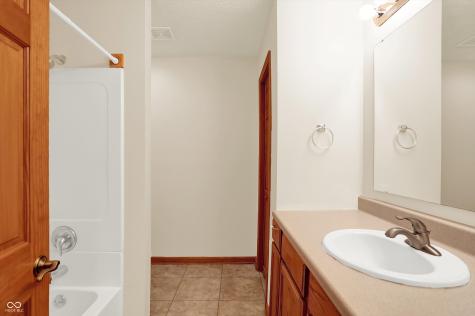 8101 Eaton Court Indianapolis IN 46239