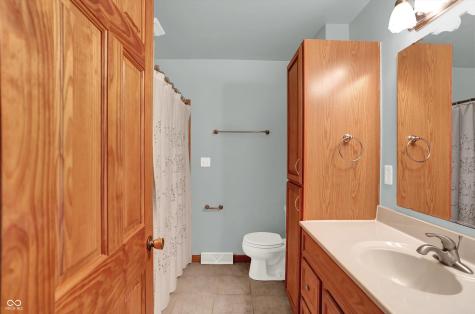 8101 Eaton Court Indianapolis IN 46239